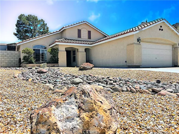 1904 E Avenue S4, Palmdale, CA 93550