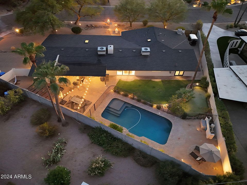 2nd image of 4034 E SAN MIGUEL Avenue