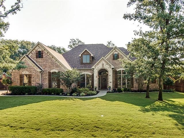 1st image of 100 Live Oak Dr