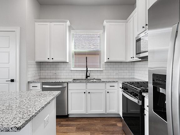 7th image of this home