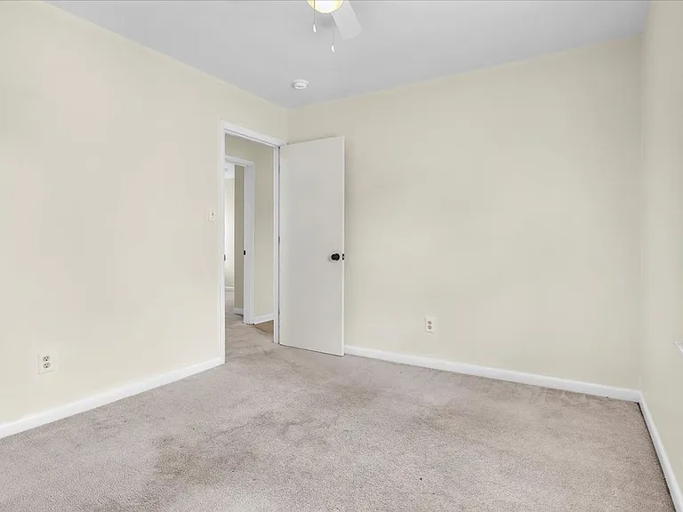 1019 Blue Leaf Pl — Photo 20