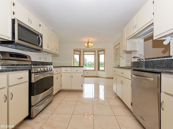 3rd image of 13055 Terrace Ct W APT B2