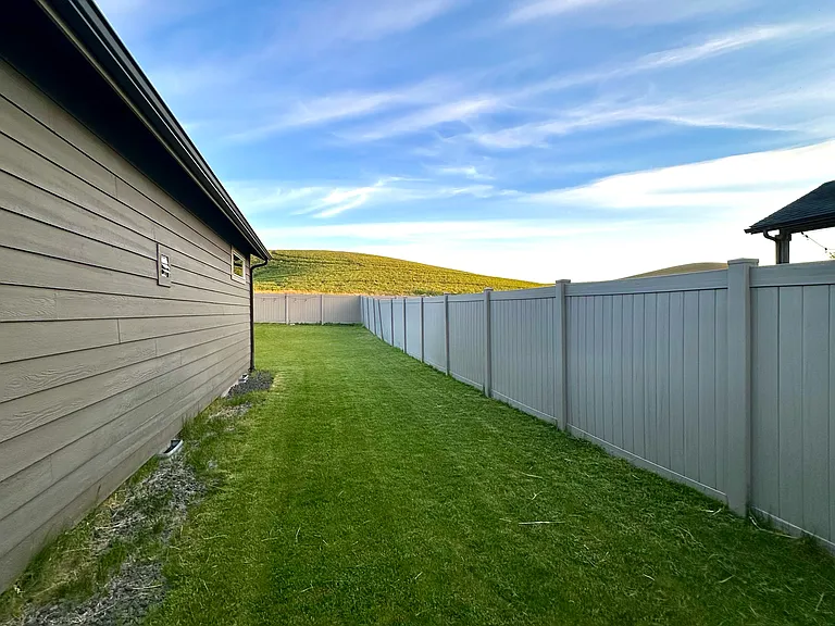 1835 SW Panorama Dr — Photo 24