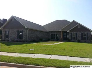 39 Cypress Grove Ln, Huntsville, AL 35824