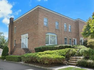 30 Elm St BLDG 30 #30C, Summit City, NJ 07901