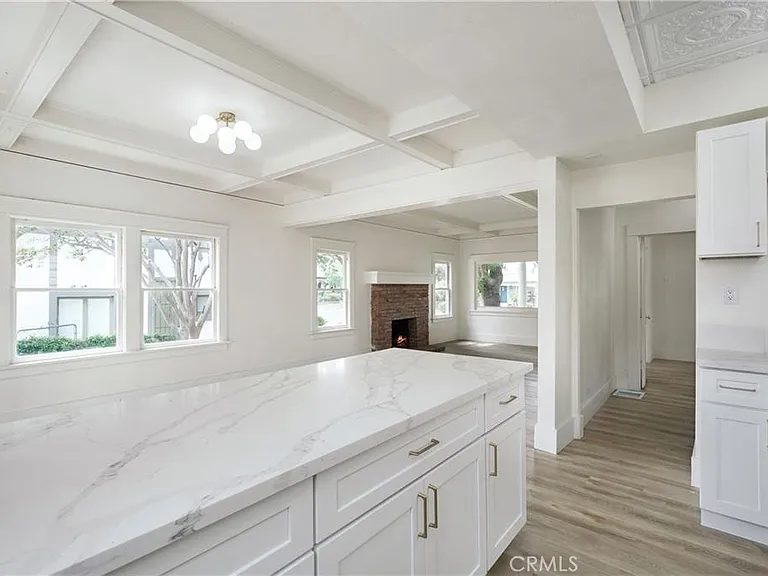 4415 12th St — Photo 7