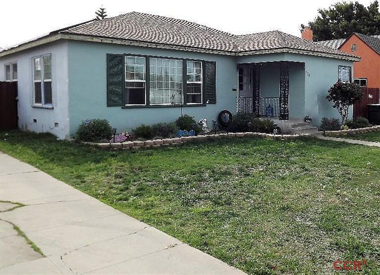 1st image of 404 E El Camino St