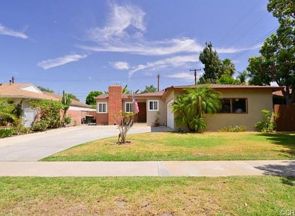 2nd image of 2029 W Midwood Ln