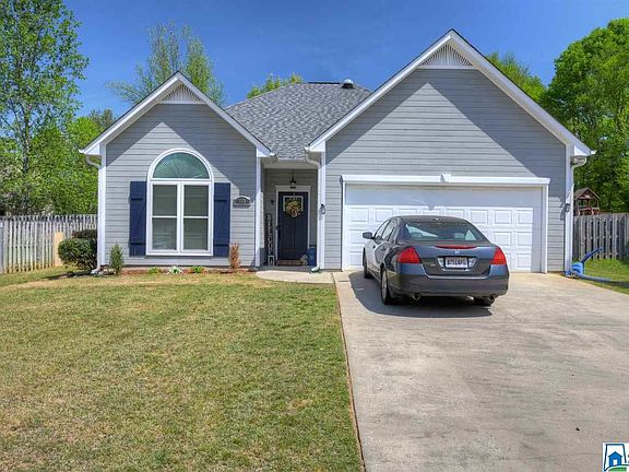 3rd image of 1813 Amberley Woods Way
