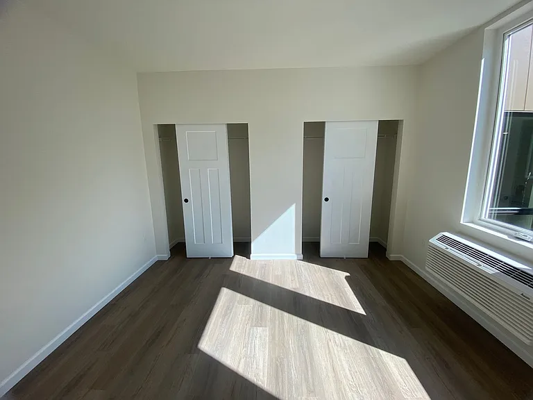 401 UNION — Photo 226
