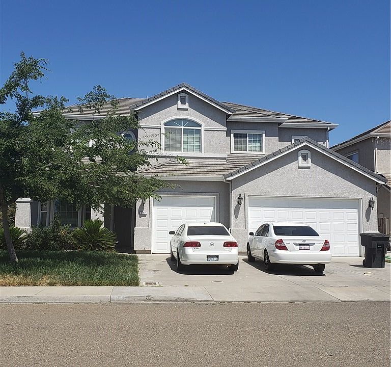 1st image of 972 Dallas Dr