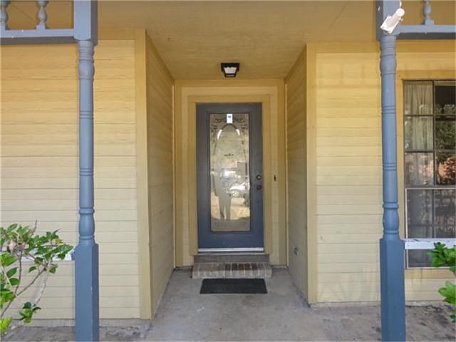 2nd image of 15115 Camino Del Sol Dr