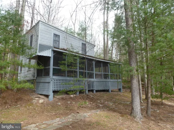 1349 Pine Grove Rd, Gardners, PA 17324