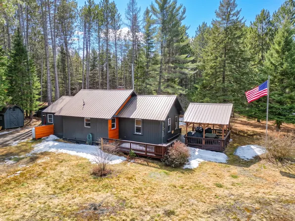 11 Wing Road, Eustis, ME 04936