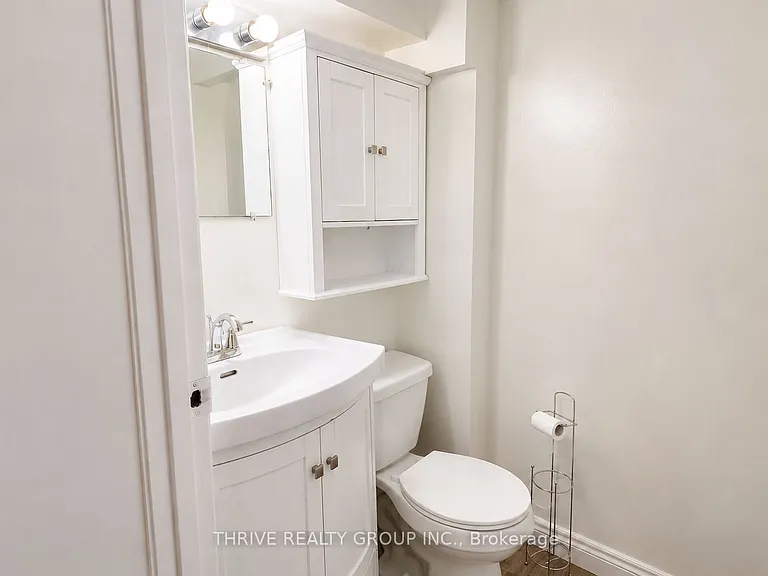 217 Platts Ln #LOWER — Photo 6