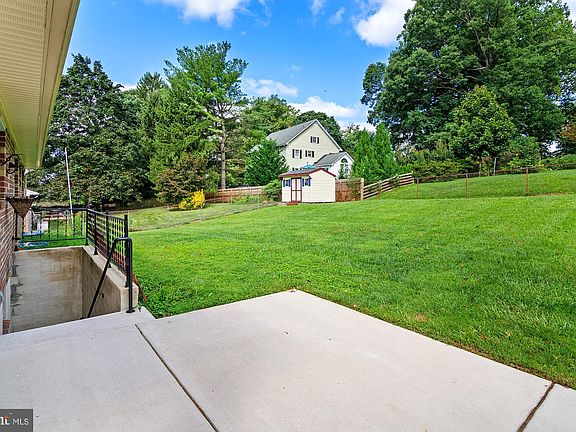 3rd image of 1814 Prindle Dr