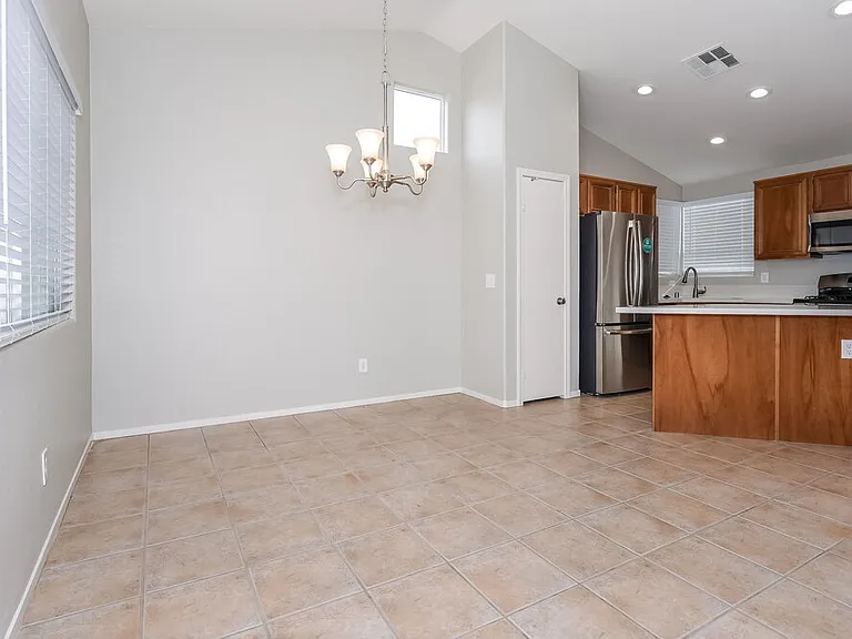 2407 Tropical Sands Ave — Photo 6