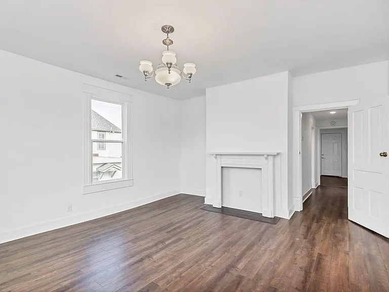 1915 Mccallie Ave — Photo 8