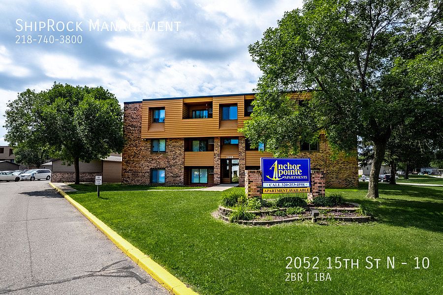 1st image of 2052 15th St N #10