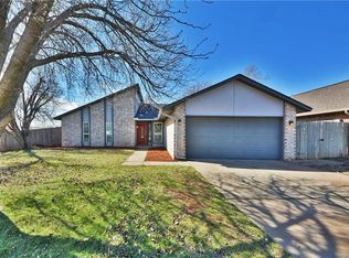 2617 Redwood Ln, Edmond, OK 73013