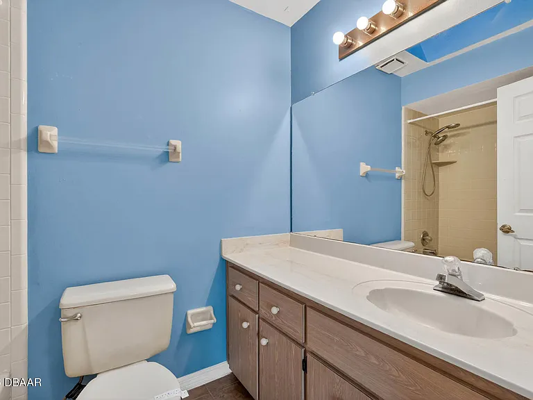 1133 Squirrel Nest Ln — Photo 16