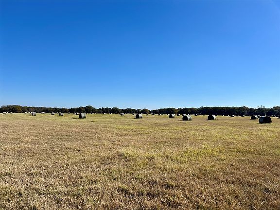 5th image of 300 County Road 2100