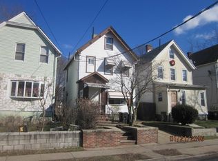 211 Lee Pl, Plainfield, NJ