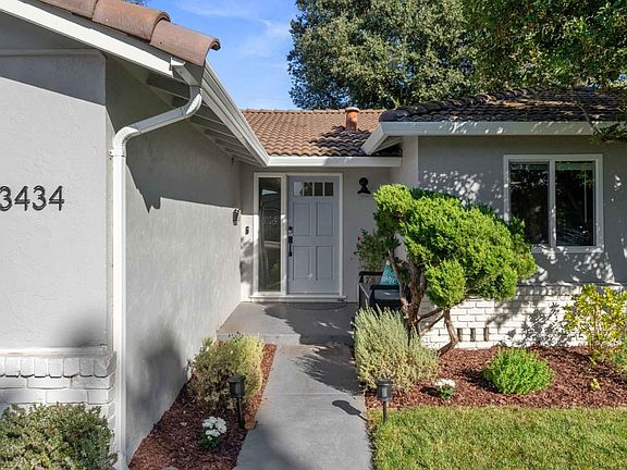 5th image of 3434 Picadilly Dr
