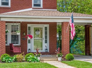 16 S Rockburn St, East York, PA 17402