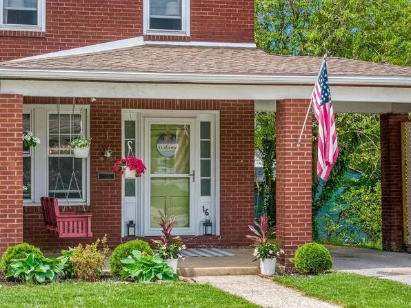 16 S Rockburn St, East York, PA 17402