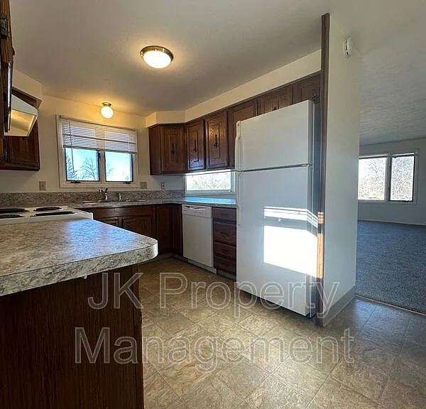 1300 6th Ave S #3 — Photo 8