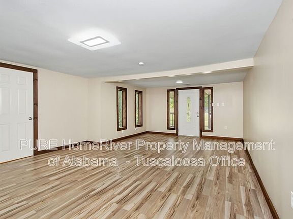 5th image of 299 McElroy Dr