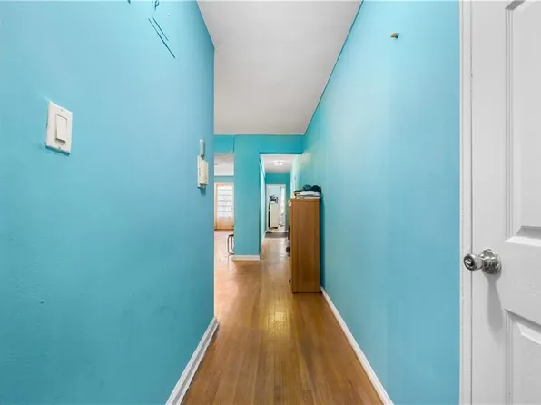 100 Ocean Pkwy APT 4B, Brooklyn, NY 11218