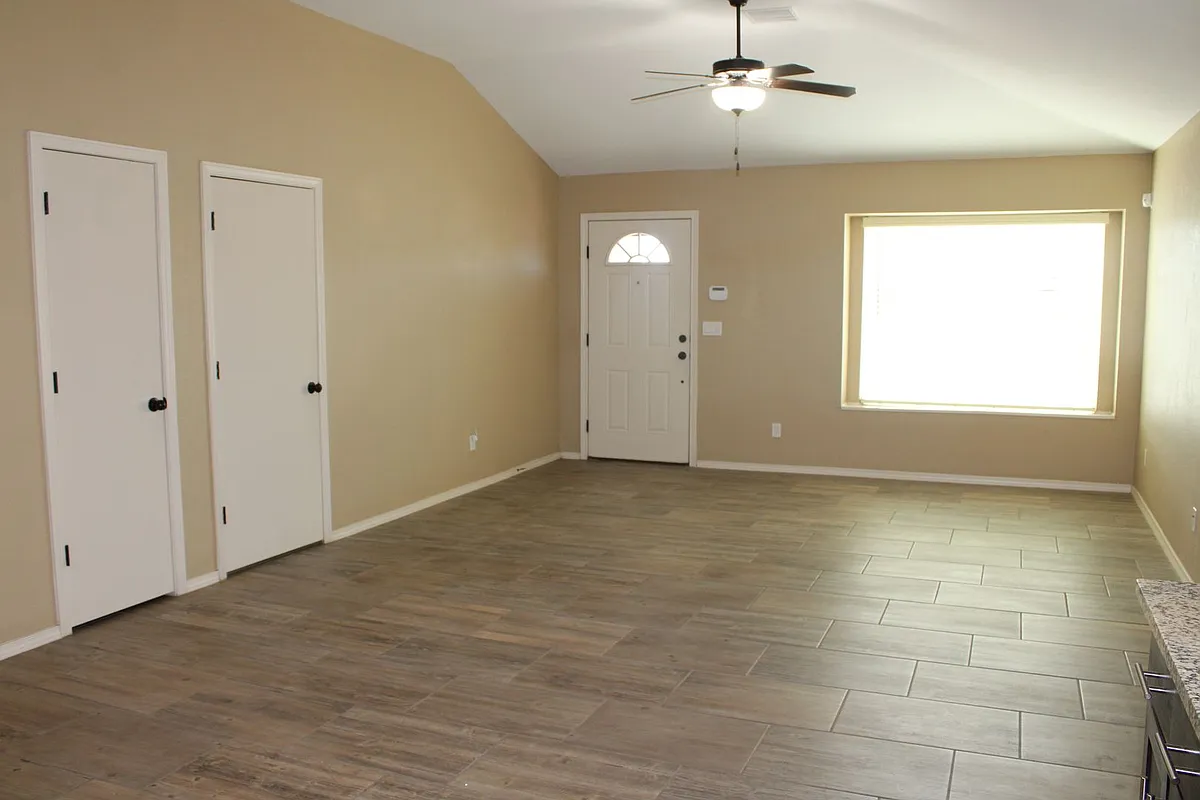 Building Photo - 11673 Flor Celosia Dr