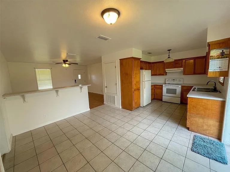 401 Anderson Rd — Photo 7