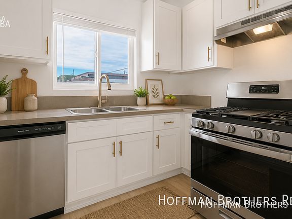 2nd image of 600 N Soto St #207