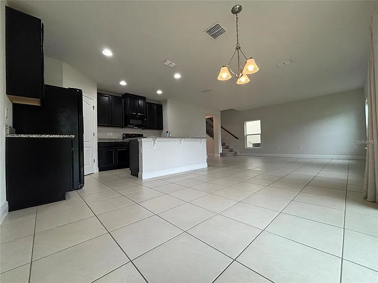 4420 Silver Creek St — Photo 6