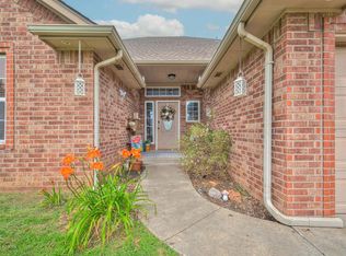 1801 Wagon Trail Blvd, Harrah, OK 73045