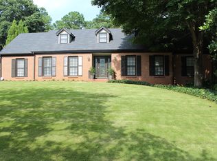 3447 Stratfield Dr, Atlanta, GA 30319