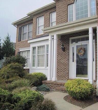 2nd image of 406 Hurdle Ct