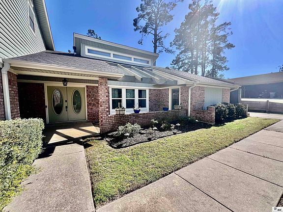 2nd image of 119 Honeysuckle Dr