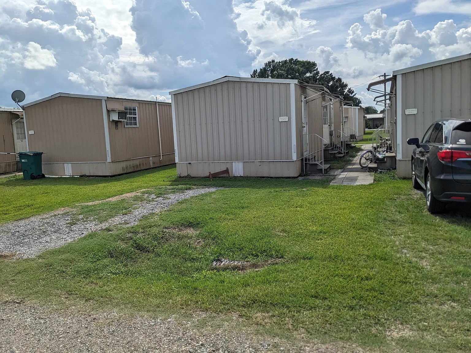 Broussard studio for rent — Photo 1