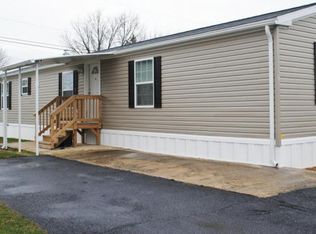 475 Brendon Dr, Leola, PA 17540
