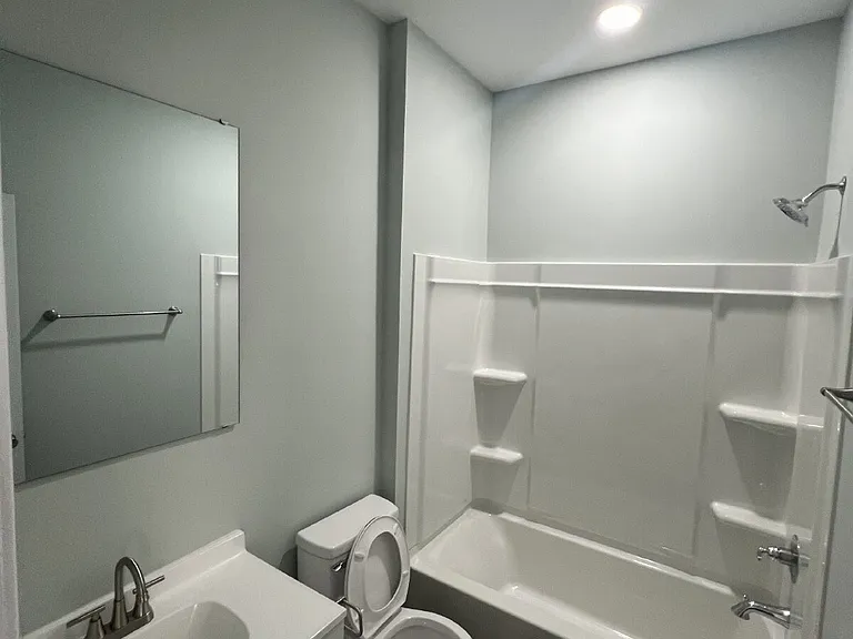 2711 Detroit St #4 — Photo 2