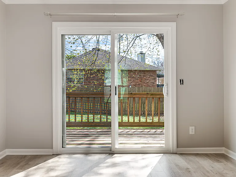 344 N Birchwood Dr — Photo 12