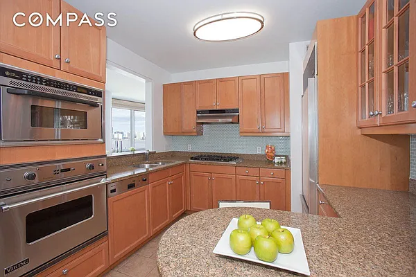 Sold by Compass | media 3