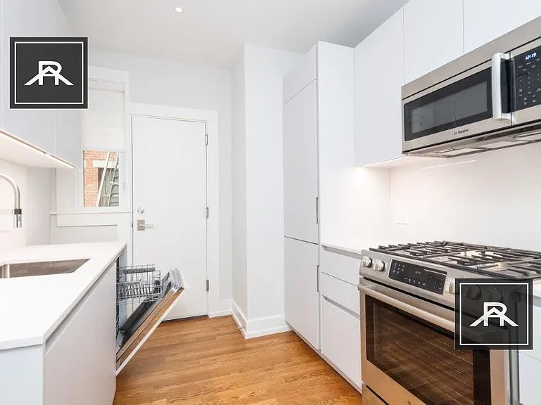 19 Forest St #23 — Photo 1
