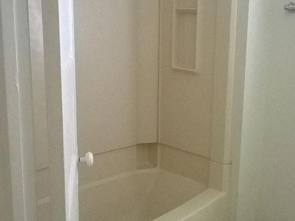 W43rdUpBathroom_01242017