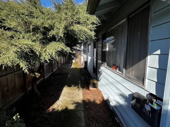 6111 SE Boise St, Portland, OR 97206