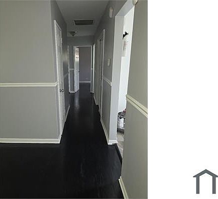 3rd image of 3031 Nottingham Ave